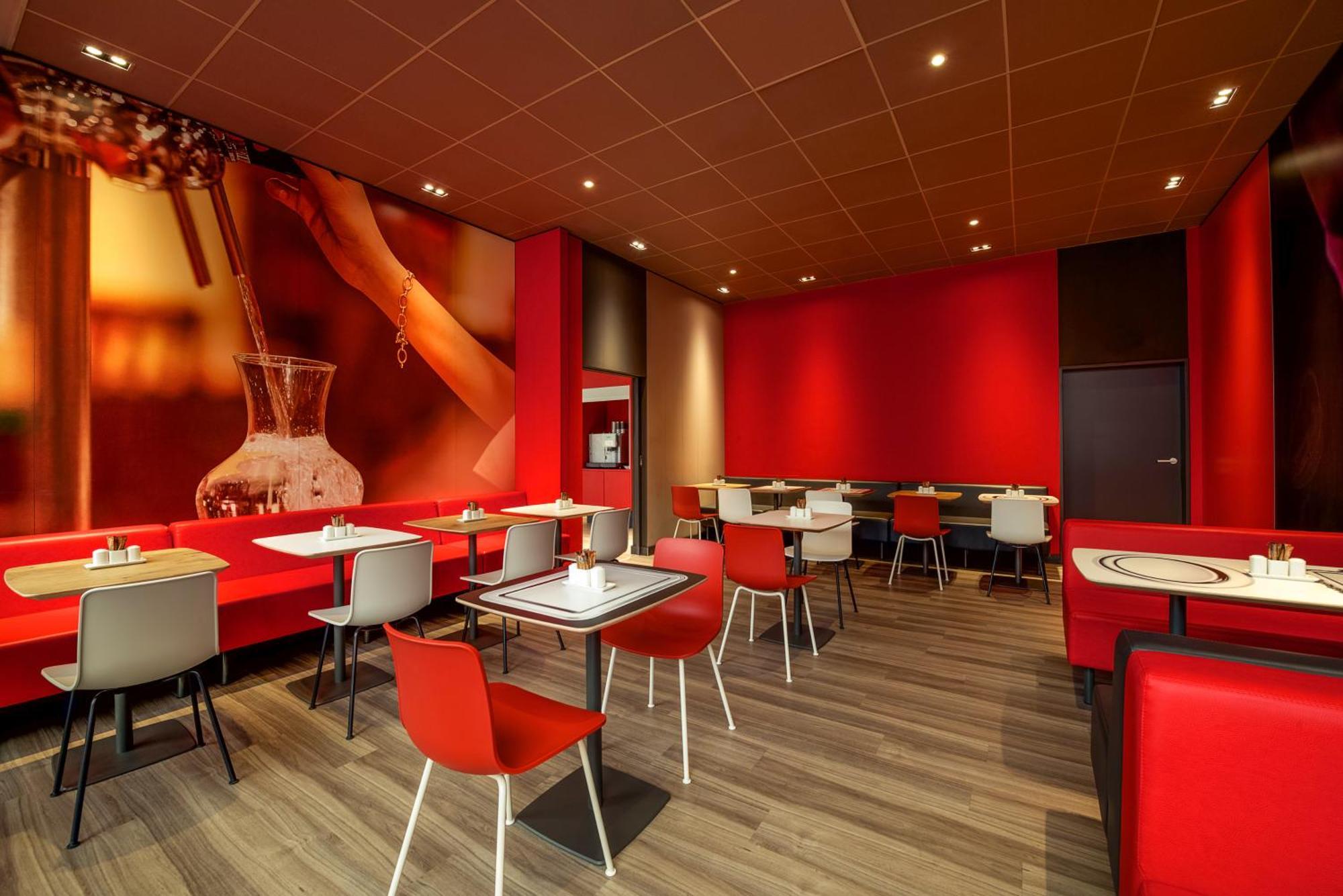 Hotel Ibis Hamburg Alsterring Esterno foto